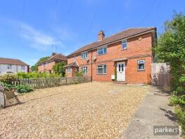 13, Padstow Gardens, Reading RG2 8BB