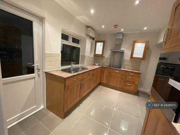 Kitchen/ Utility Wc