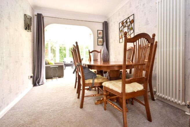 4 bed Detached for sale Image 5