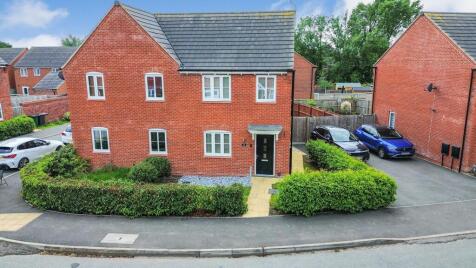 Balmoral Way, Hatton, DE65