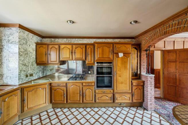 3 bed Semi-Detached for sale Image 8