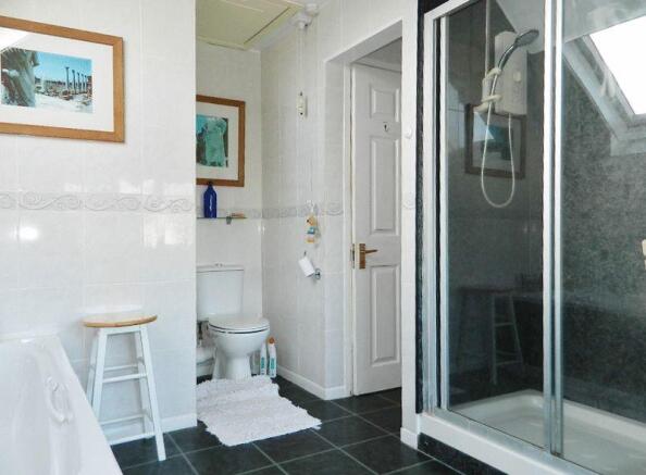 1st Floor Shower...