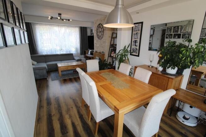 Lounge/Diner
