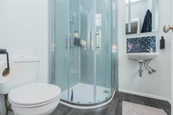 En Suite Shower R...