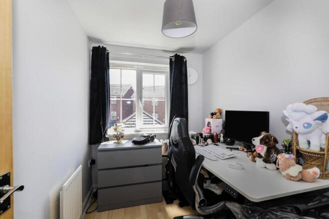 3 bed Terraced for sale Image 10