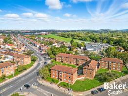 16, Carlton Court, Craven Gardens, Barkingside, Ilford IG6 1LT