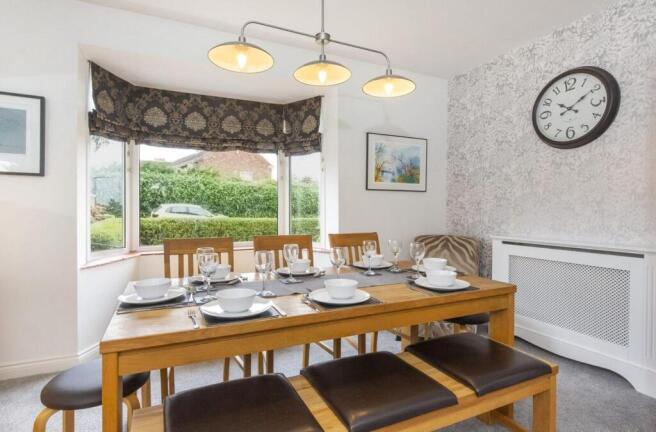 3 bed Semi-Detached for sale Image 4