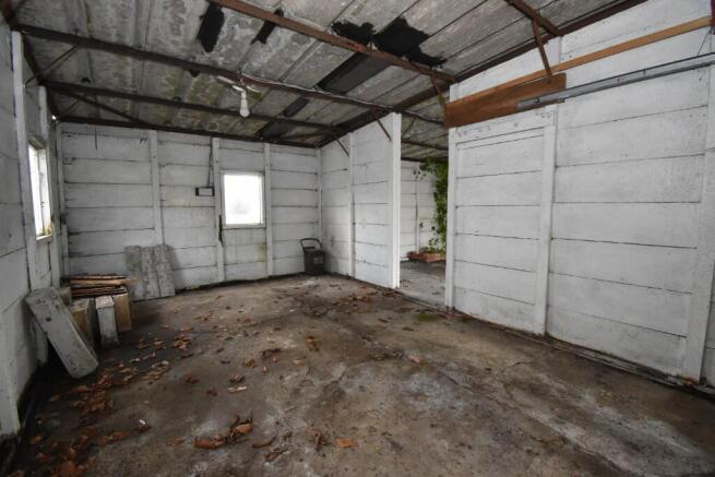Garage 2