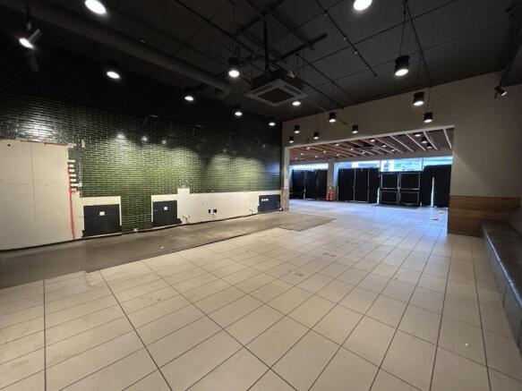 Unit 5, 59-69 Comm Road -3.jpg