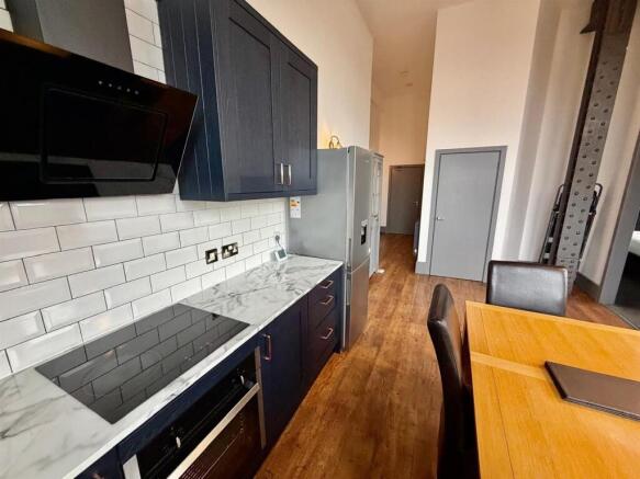1 bed Apartment to rent Image 8