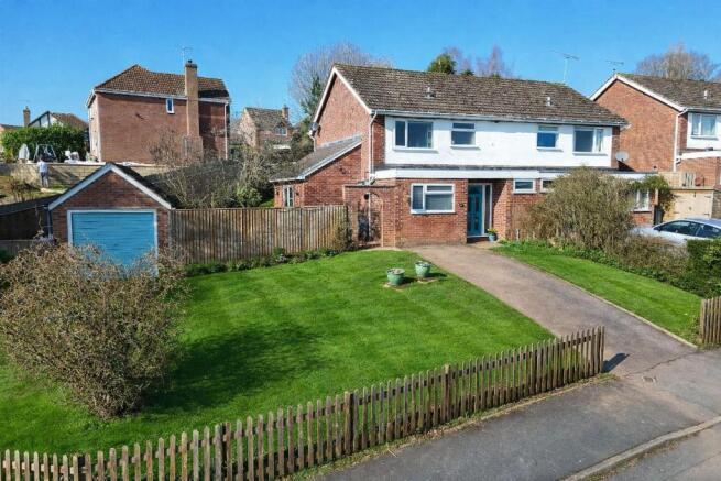 No 28 Highwell Avenue, corner plot