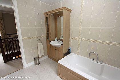 Photo 32