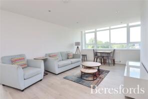 14, 77 Celmeres Court, Springfield Road, Chelmsford CM2 6JG