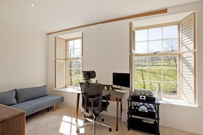 2 bed Apartment for sale Image 11