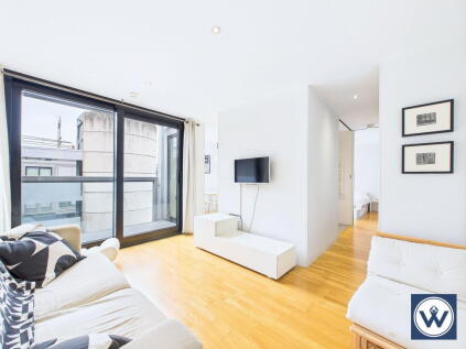 Moho, Ellesmere Street M15