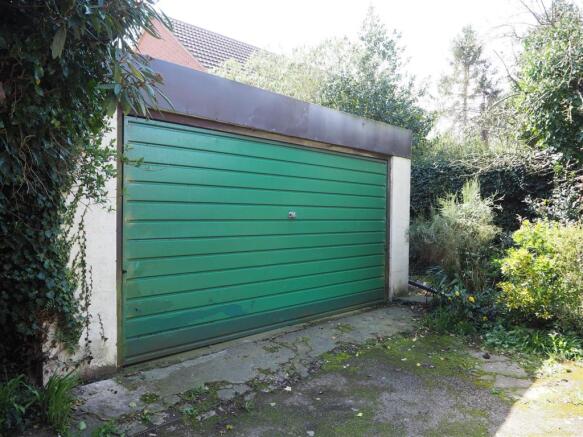 Detached Double Garage 201
