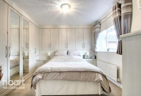 Mayfield Close, Chatham