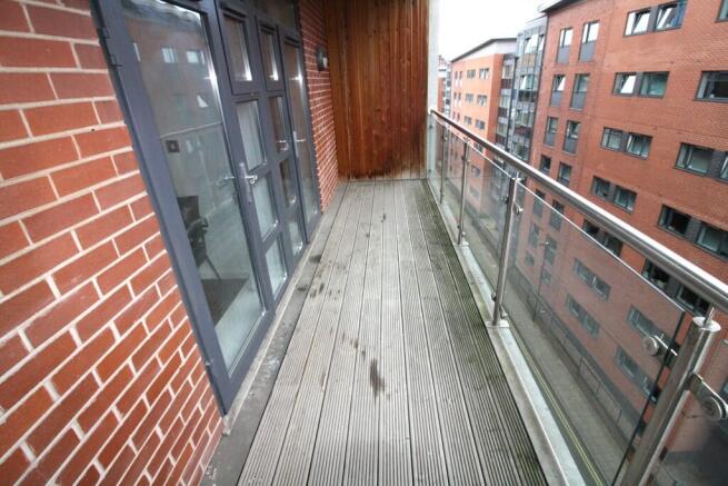 1 bed Apartment to rent Image 4