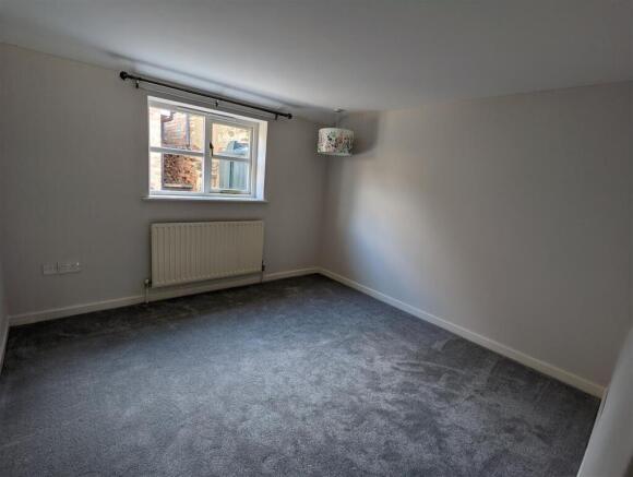Sitting room 4