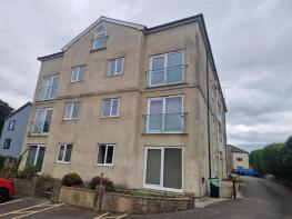 16, Dowr Close, Western Road, Launceston PL15 7BJ