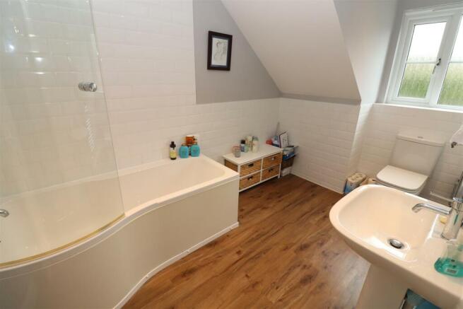 Bathroom / WC