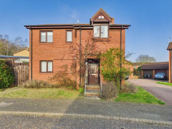 CAM04922G0-PR0121-STILL005