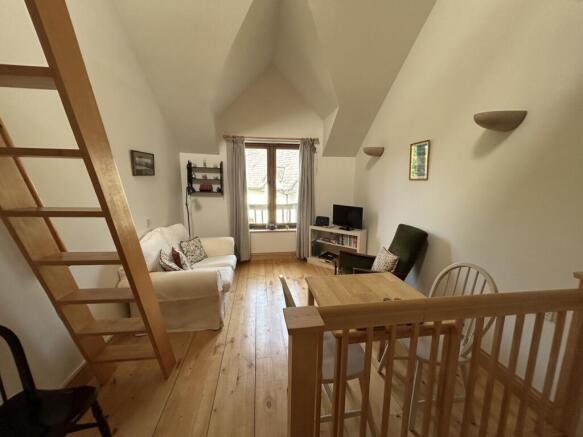 Sitting Room / Dining Room