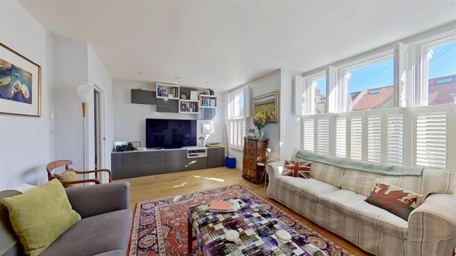 Quinton-Street-Earlsfield-SW18-10052026_174459.jpg
