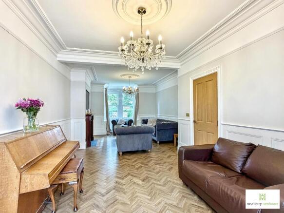 4 bed Semi-Detached for sale Image 6