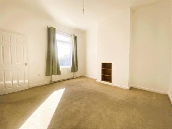 3 bed Terraced to rent Image 7