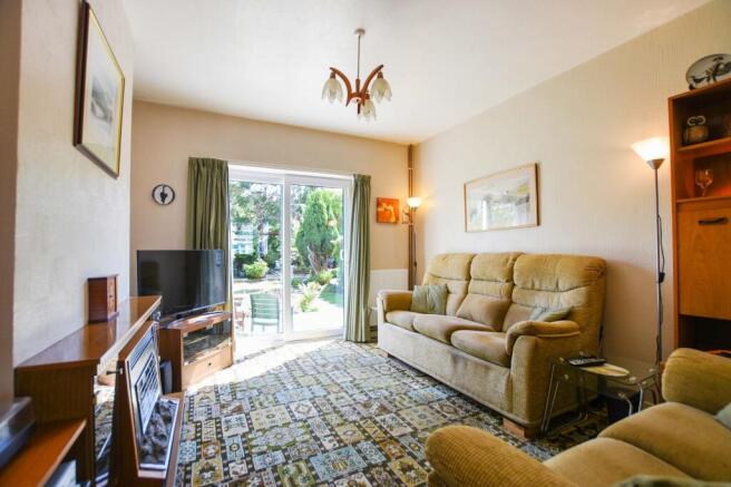 Through Lounge / Dining Room