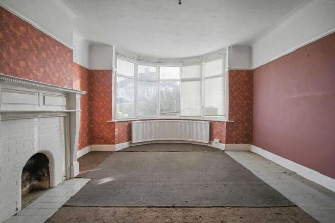 52 Wharncliffe Gardens, Croydon, London SE25 6DQ