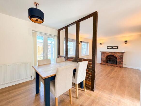 Dining Area/Lounge