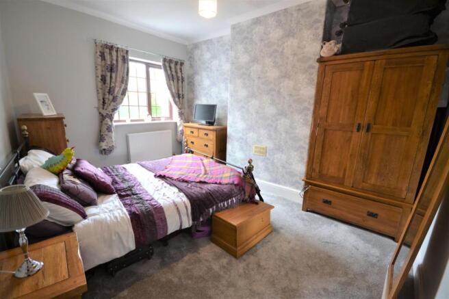 bed 1