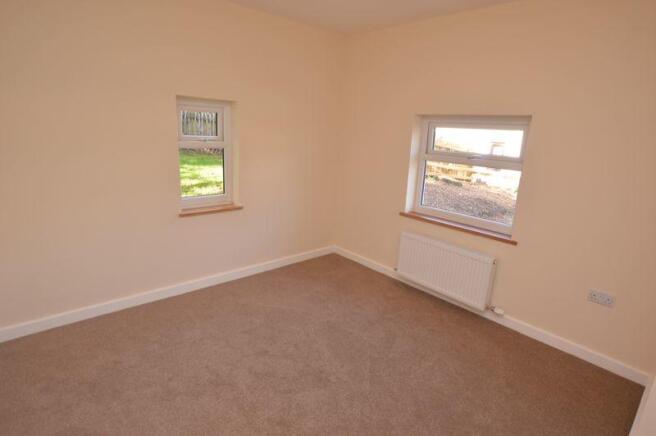 Bedroom pic1