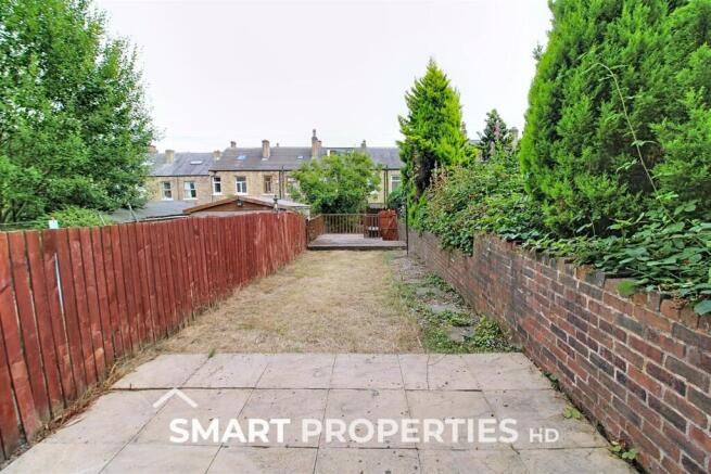 2 bed Terraced to rent Image 9