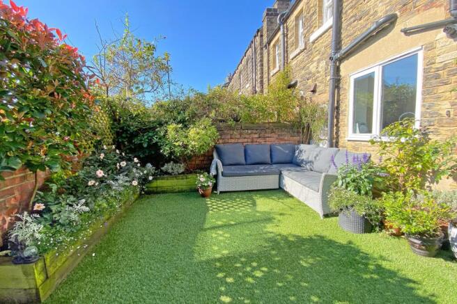 4 bed Terraced for sale Image 10
