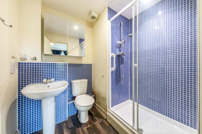 En suite shower room