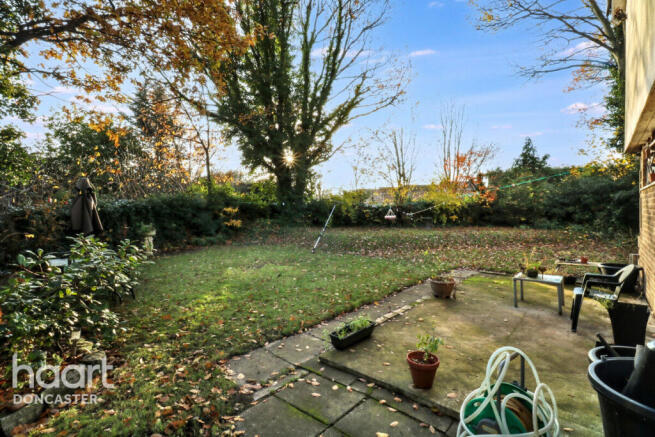 4 bed Detached for sale Image 4
