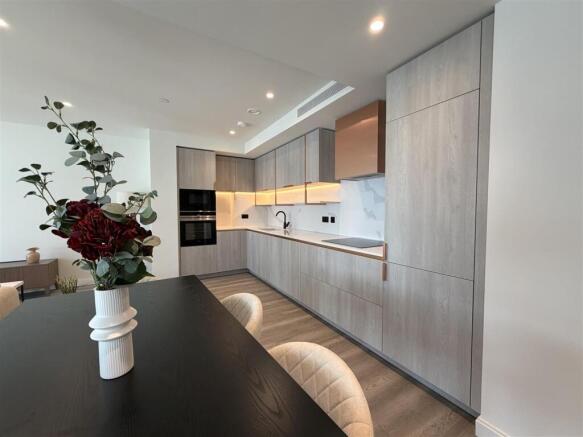 Dining Area pic 5.jpeg