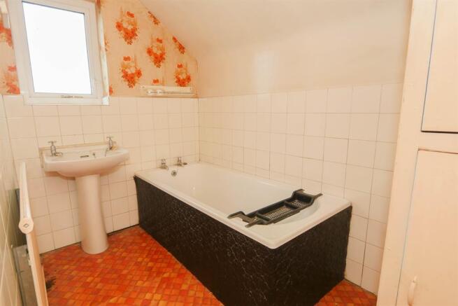 HOUSE BATHROOM
