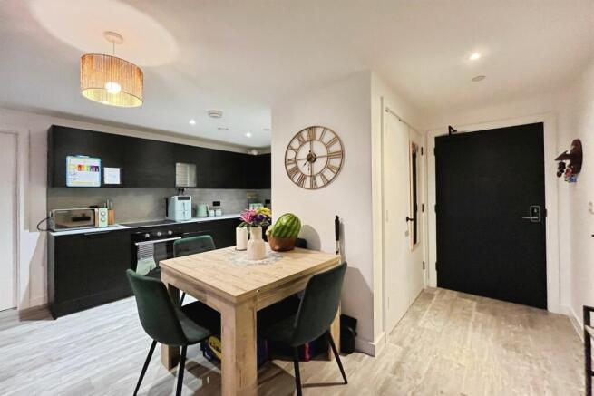 Open Kitchen/Living/
