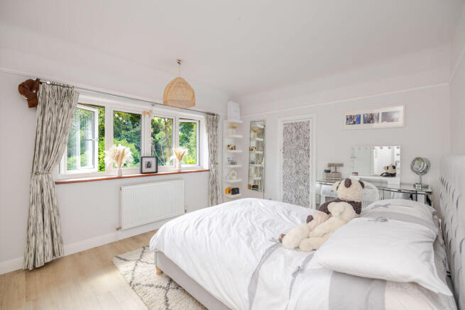 Ivy Mill Close, Godstone photo 4
