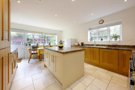 Caledon Road, Beaconsfield, HP9
