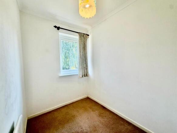 3 bed Town House for sale Image 11