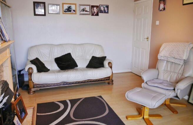 Lounge photo 2