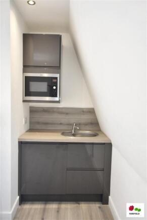 Room 8, 17 Barlow c.jpg