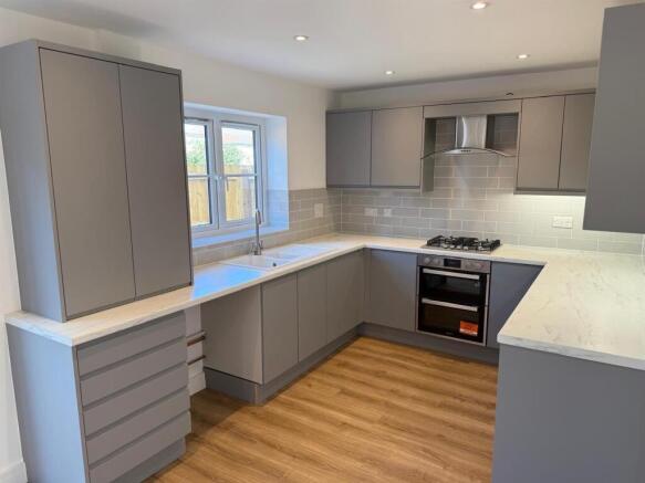 Plot 405 kitchen.jpeg