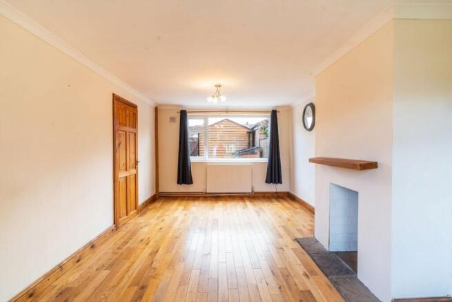3 bed Terraced for sale Image 6