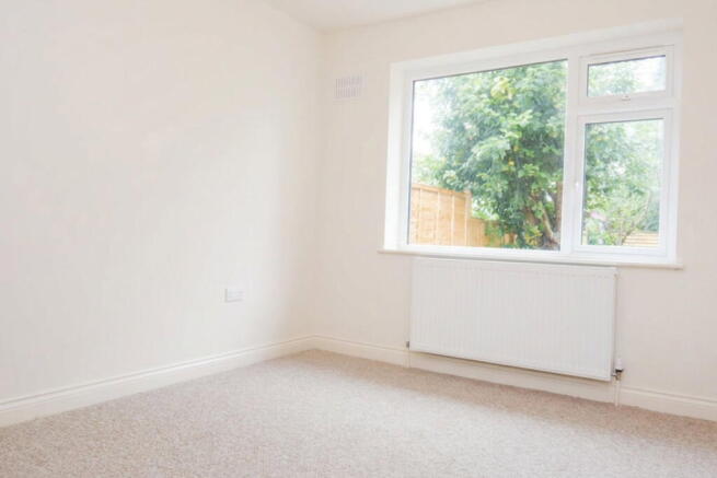 3 bed Semi-Detached Bungalow for sale Image 8
